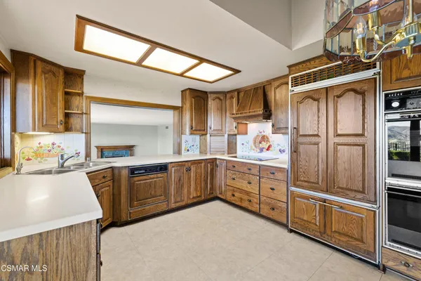 $1,775,000 | 1642 Castlehill Court, Westlake Village, CA 91361