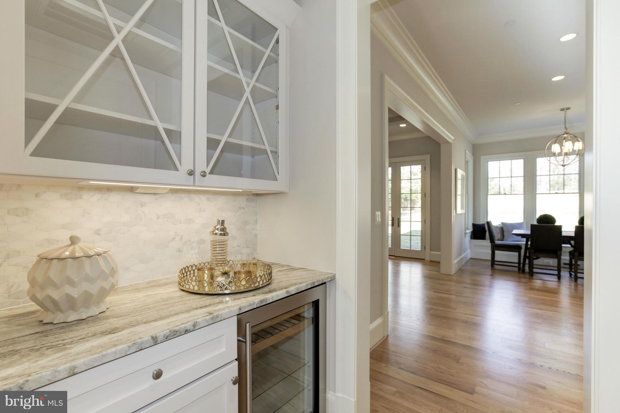 9502 Brooke Drive Bethesda, MD 20817 - Photo 7 of 30 Dining Room