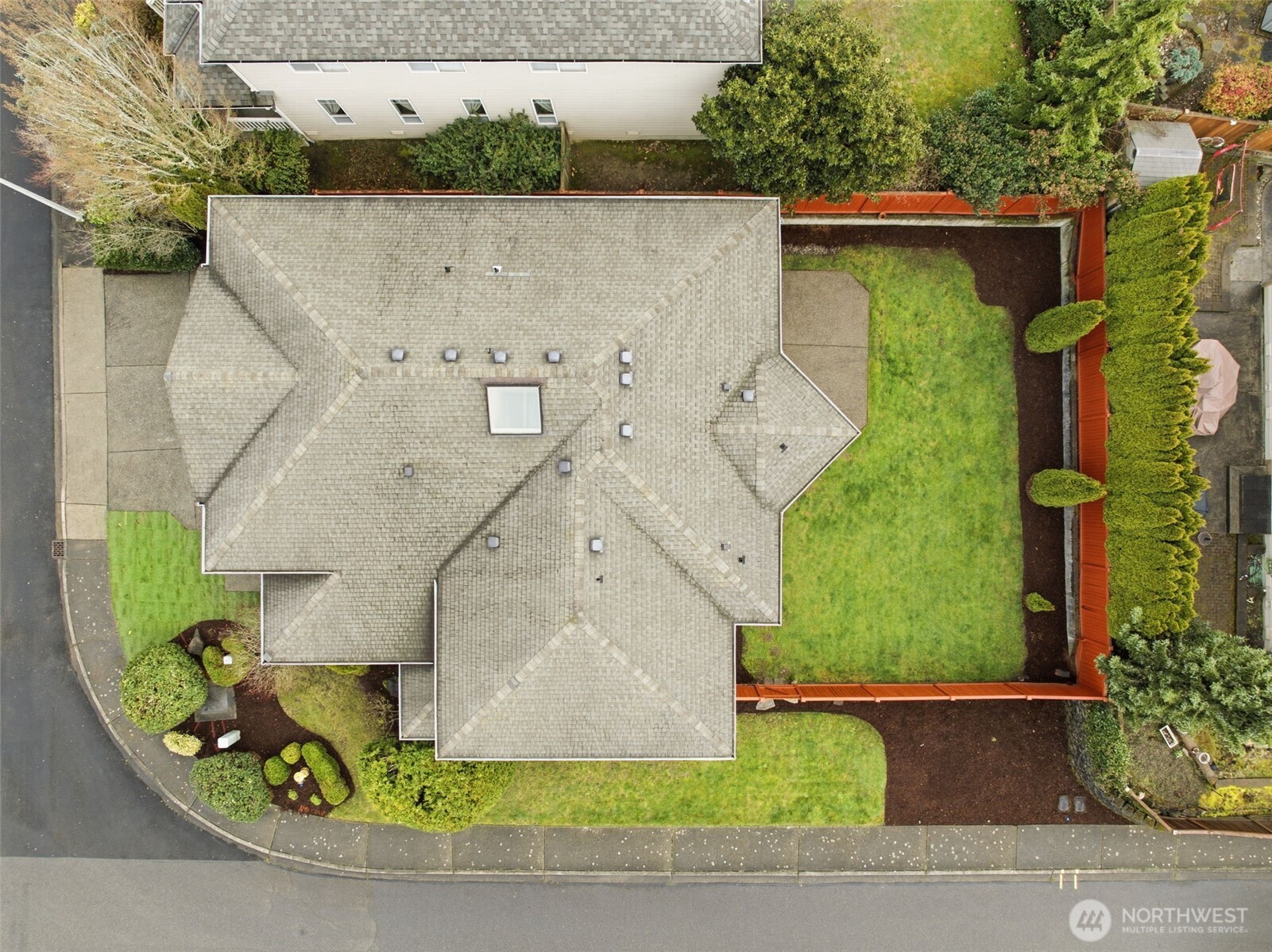 2005 Northeast 35th Place Renton, WA 98056 - Photo 26 of 27