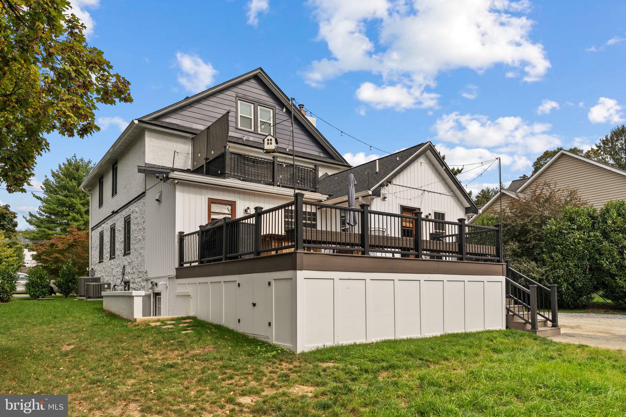10 Arlington Road Malvern, PA 19355 - Photo 35 of 38 a front view of a house with a yard