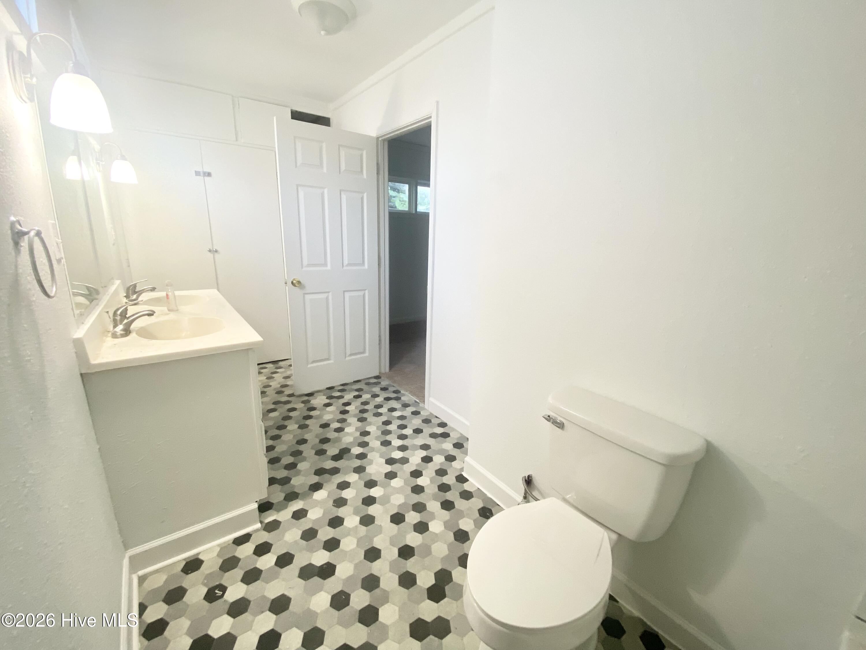 804 Maple Street Elizabeth City, NC 27909 - Photo 7 of 7 original (1)
