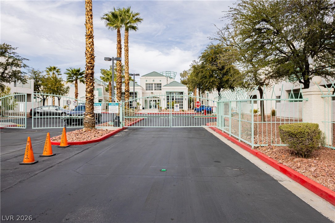 7100 West Pirates Cove Road, Unit 2090 Las Vegas, NV 89145 - Photo 29 of 32