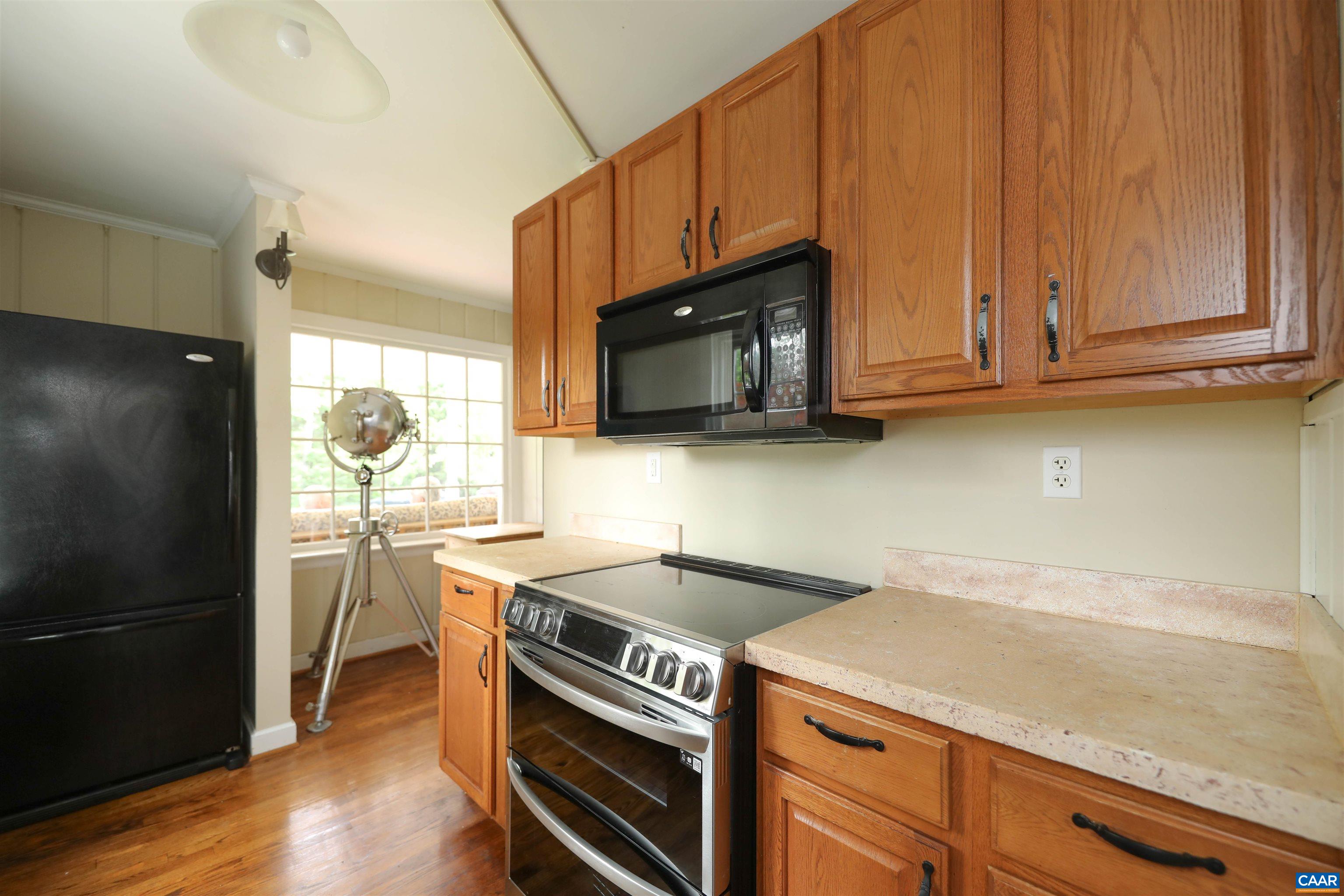 2659 Scottsville Road Charlottesville, VA 22902 - Photo 9 of 40 Gallery Image 9