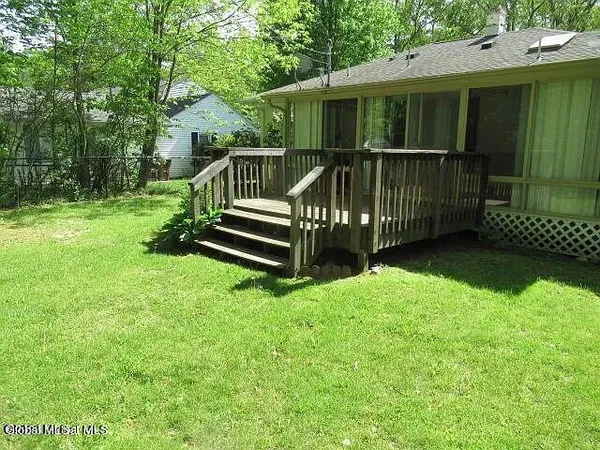 $399,000 | 57 Brockley Drive, Bethlehem, NY 12054