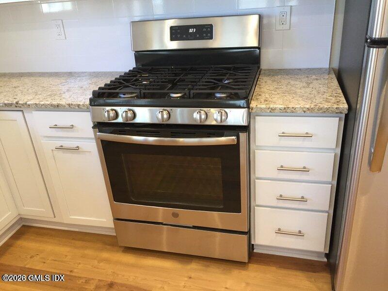 180 Hamilton Avenue, Unit C Greenwich, CT 06830 - Photo 5 of 15 180 Ham ave H 2