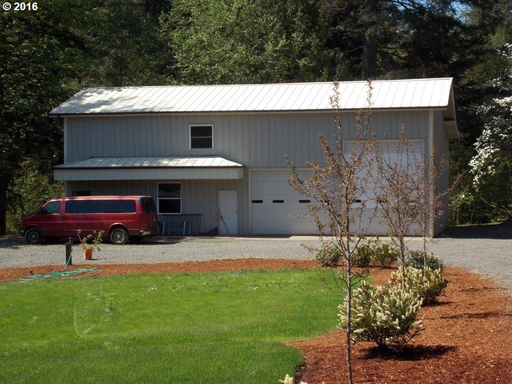 25885 South Springwater Road Estacada, OR 97023 - Photo 6 of 10
