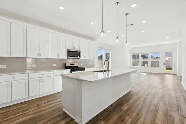 $339,280 | 210 Prairie Ridge Lane, Montgomery, TX 77356