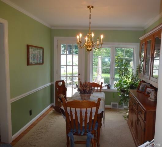 282 Kerby Road Grosse Pointe, MI 48236 - Photo 4 of 17 282 Kerby DR.jpg