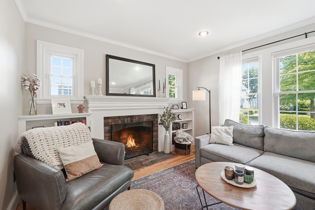 16 Bay State Road Worcester, MA 01606 - Photo 9 of 42