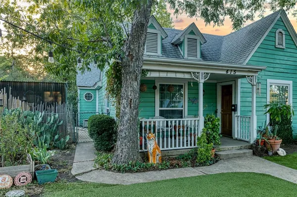 $1,950 | 415 A Marietta Street, Denton, TX 76201