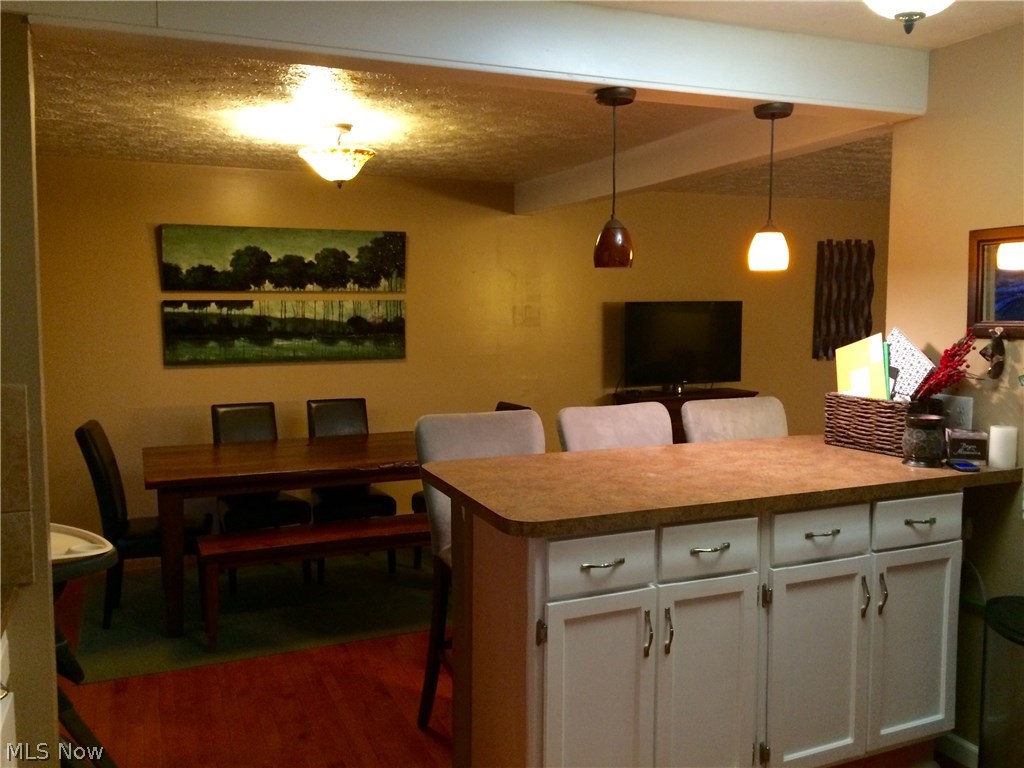 418 Cheshire Road Akron, OH 44319 - Photo 4 of 13 Gallery Image 4
