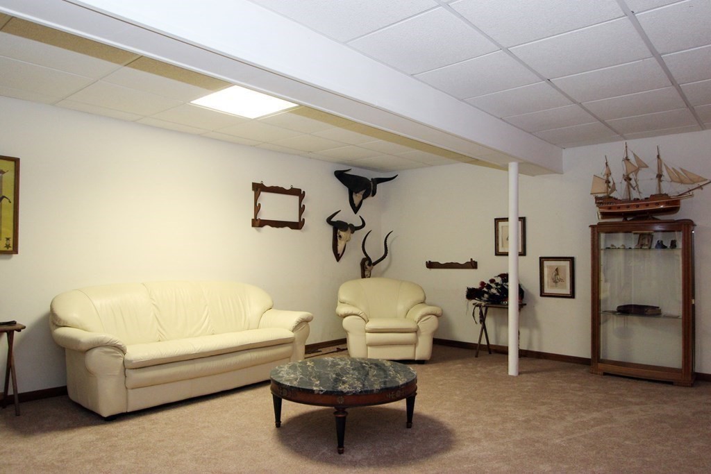22 Dunham Road Freetown, MA 02702 - Photo 25 of 34