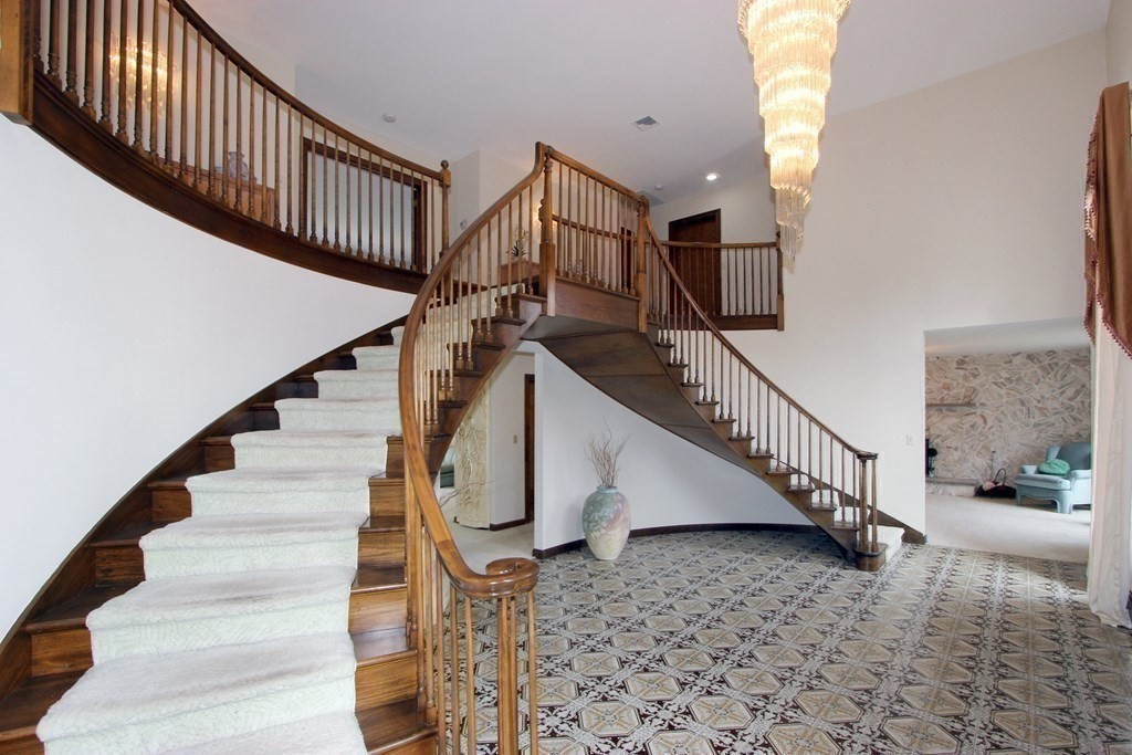 22 Dunham Road Freetown, MA 02702 - Photo 3 of 34