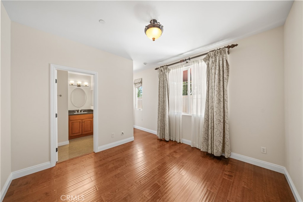2438 Oneida Street, Unit D Pasadena, CA 91107 - Photo 16 of 45