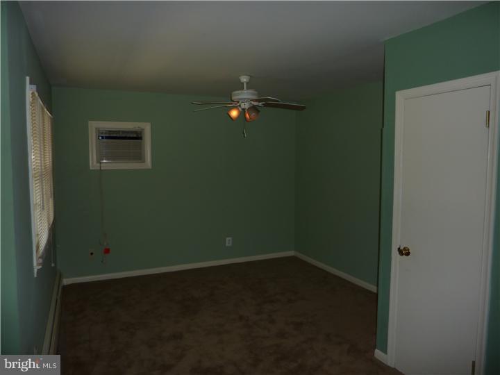 547 Cushmore Road Southampton, PA 18966 - Photo 6 of 18 Dining Room