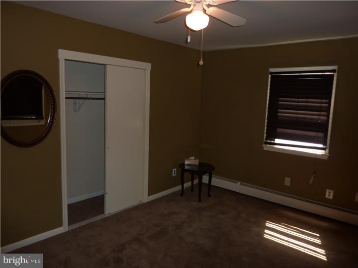547 Cushmore Road Southampton, PA 18966 - Photo 10 of 18 Bedroom - Main