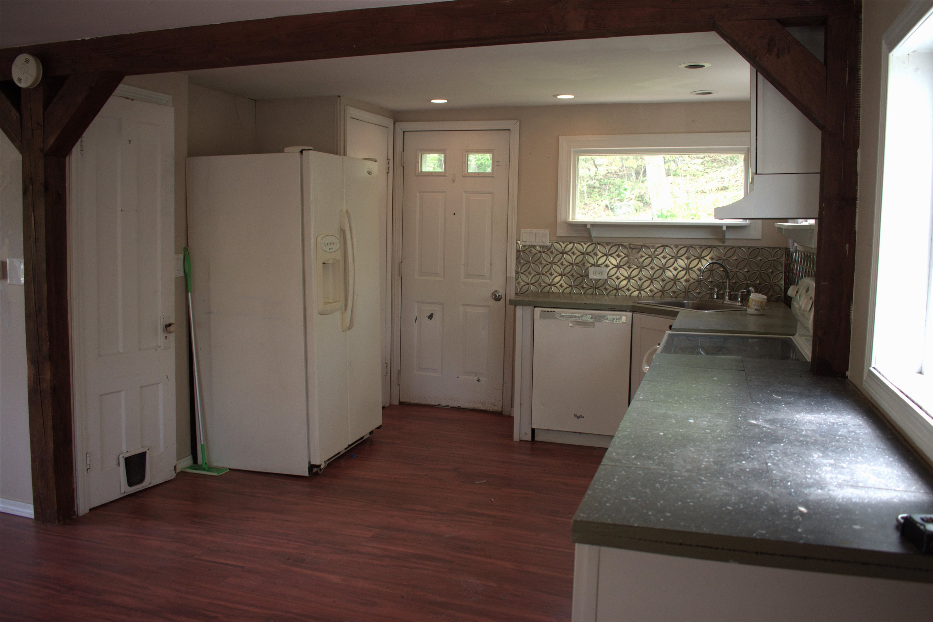 124 Shadow Lake Road Salem, NH 03079 - Photo 3 of 23