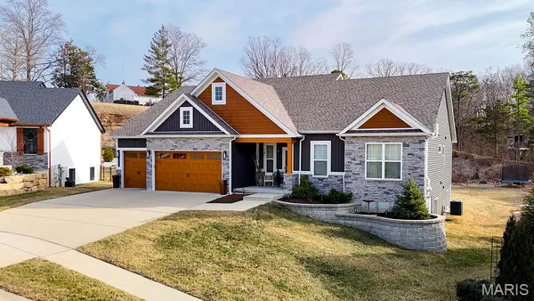 $629,900 | 1810 Gardina Drive, Festus, MO 63028