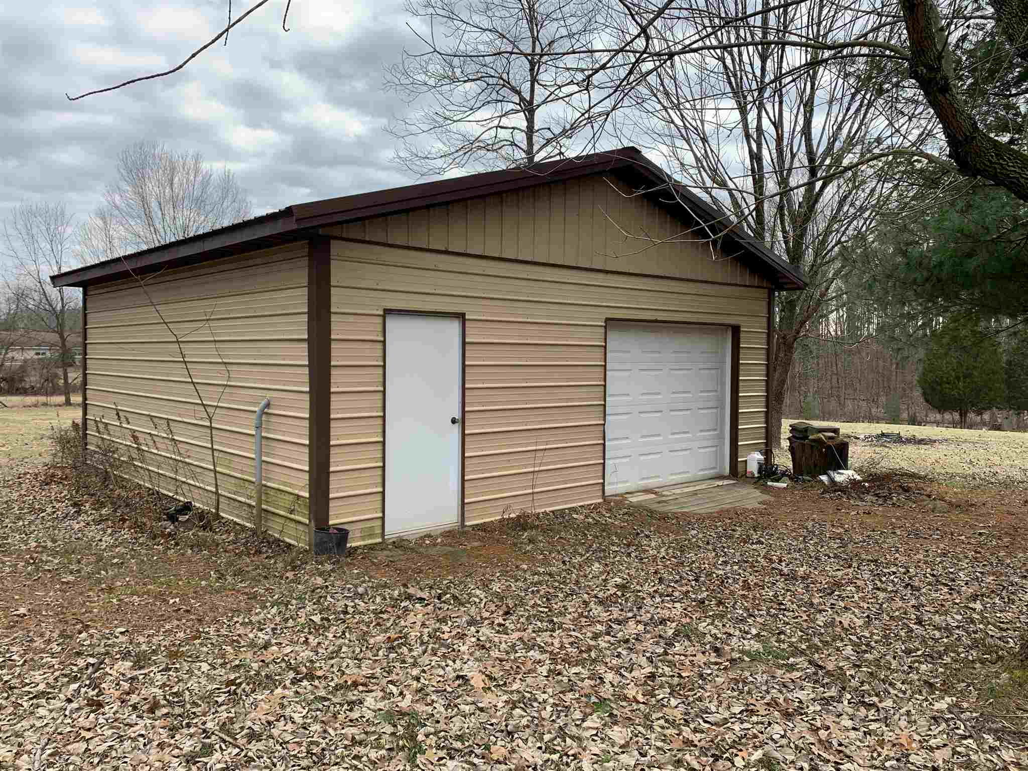 88 Trogdon Lane Springville, IN 47462 - Photo 17 of 20 Gallery Image 17