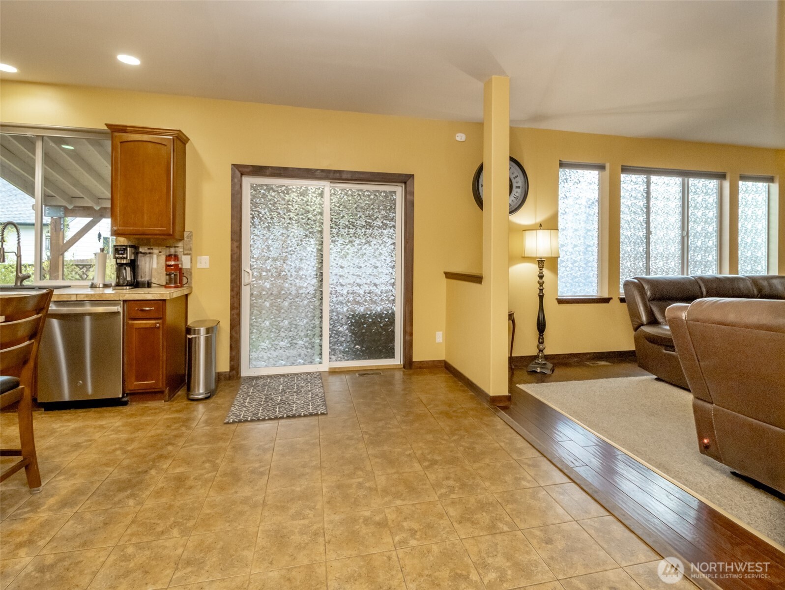 6977 Flute Street Southeast Lacey, WA 98513 - Photo 13 of 40