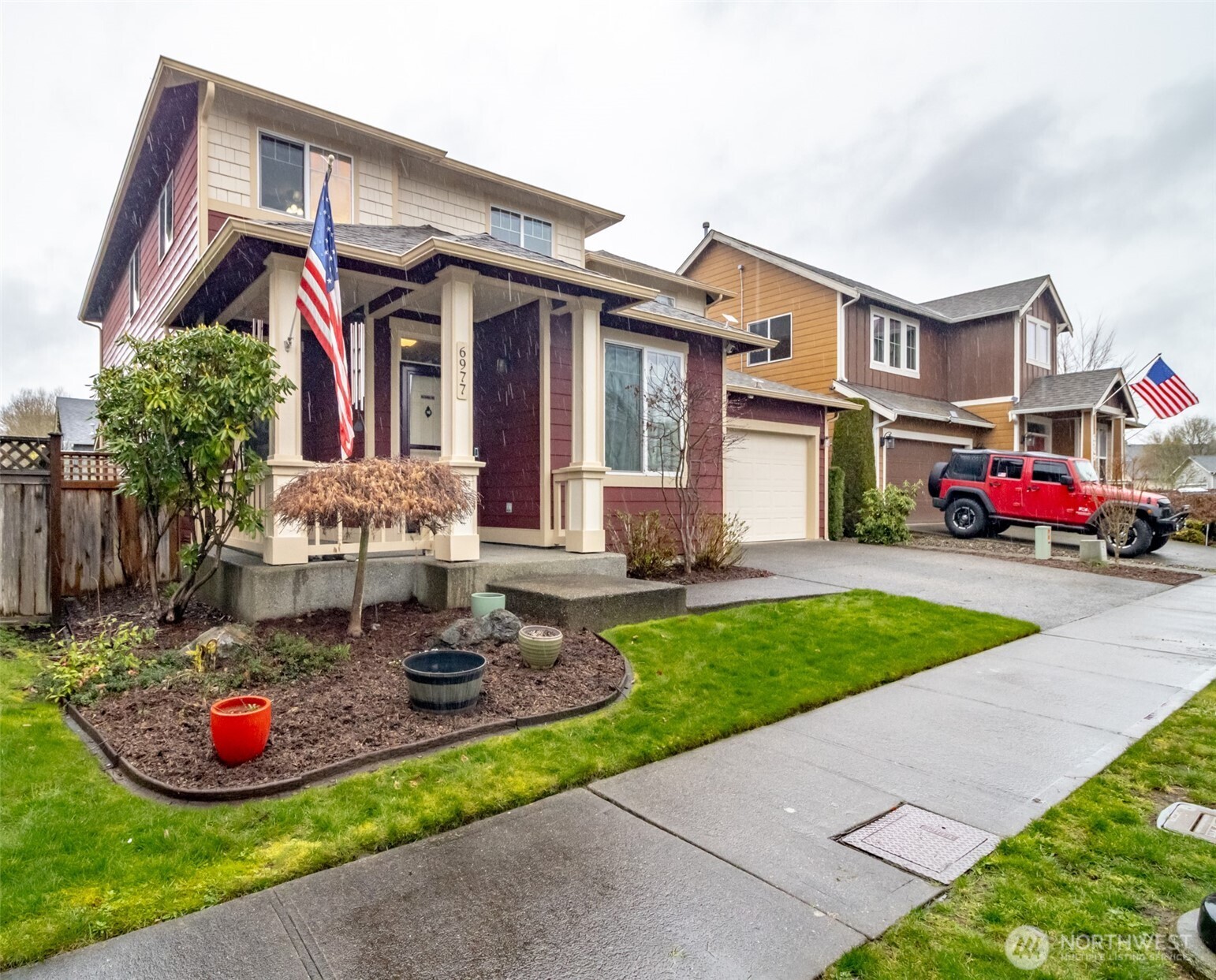 6977 Flute Street Southeast Lacey, WA 98513 - Photo 2 of 40