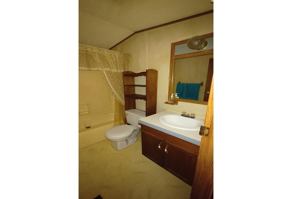 W4234 County Road C Road Montello, WI 53949 - Photo 17 of 24