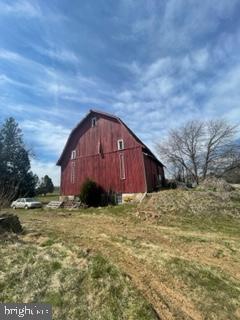 418 Doe Run Station Road Coatesville, PA 19320 - Photo 4 of 14 Gallery Image 4