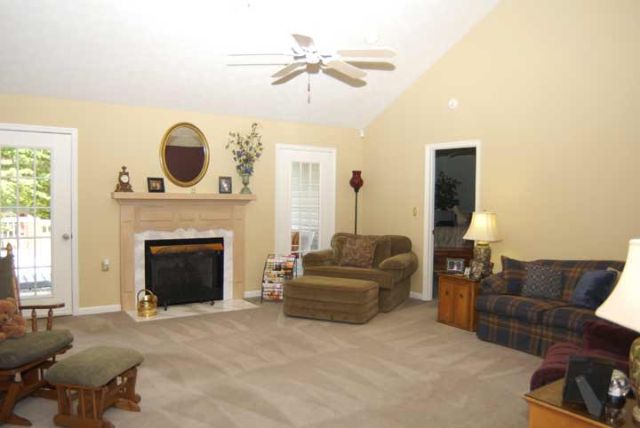 40 Lakeview Road Fountain Inn, SC 29644 - Photo 6 of 15