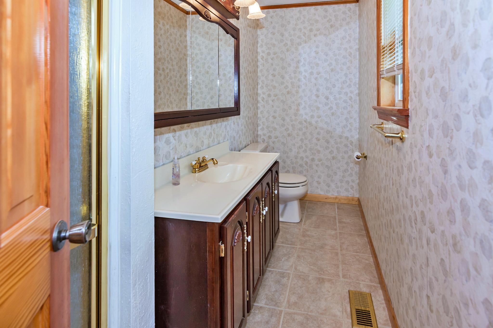 234 Hobbs Ridge Road Dunlap, TN 37327 - Photo 19 of 62 Master Bath