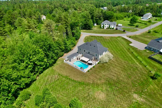 $759,000 | 8 Clark Circle, Hampden, ME 04444