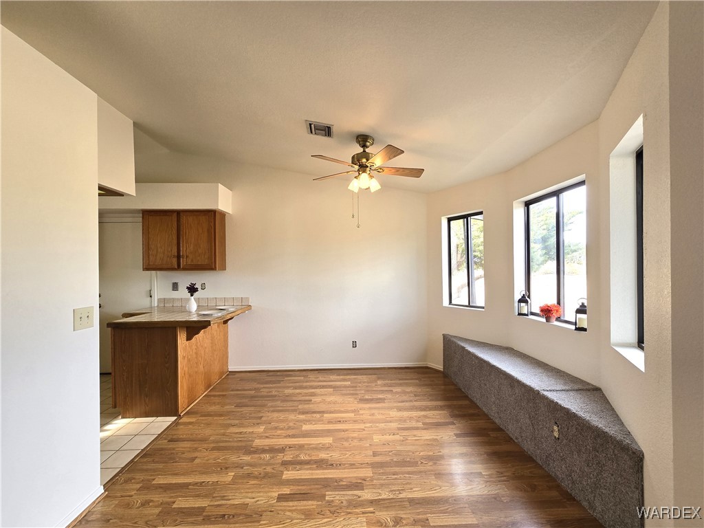 508 South Santa Cruz Road Golden Valley, AZ 86413 - Photo 20 of 76 Dining Area