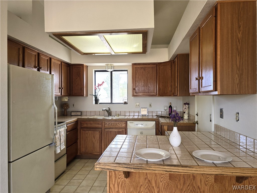 508 South Santa Cruz Road Golden Valley, AZ 86413 - Photo 29 of 76 Kitchen