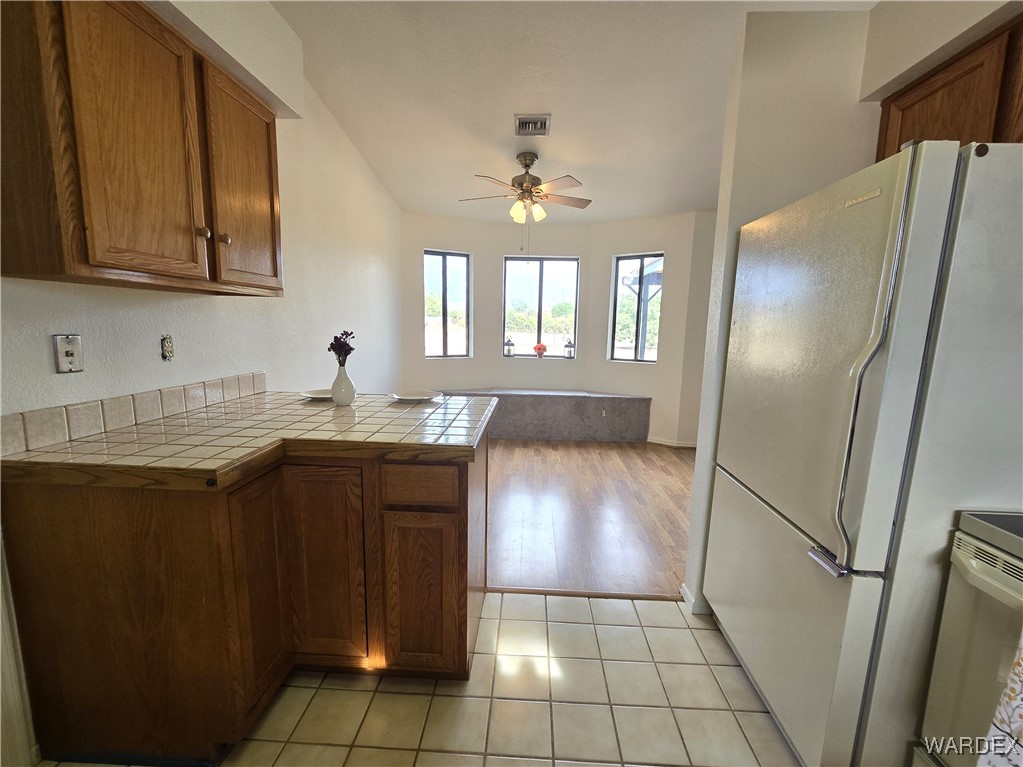 508 South Santa Cruz Road Golden Valley, AZ 86413 - Photo 39 of 76 Kitchen