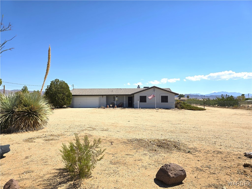 508 South Santa Cruz Road Golden Valley, AZ 86413 - Photo 4 of 76 Front of Structure