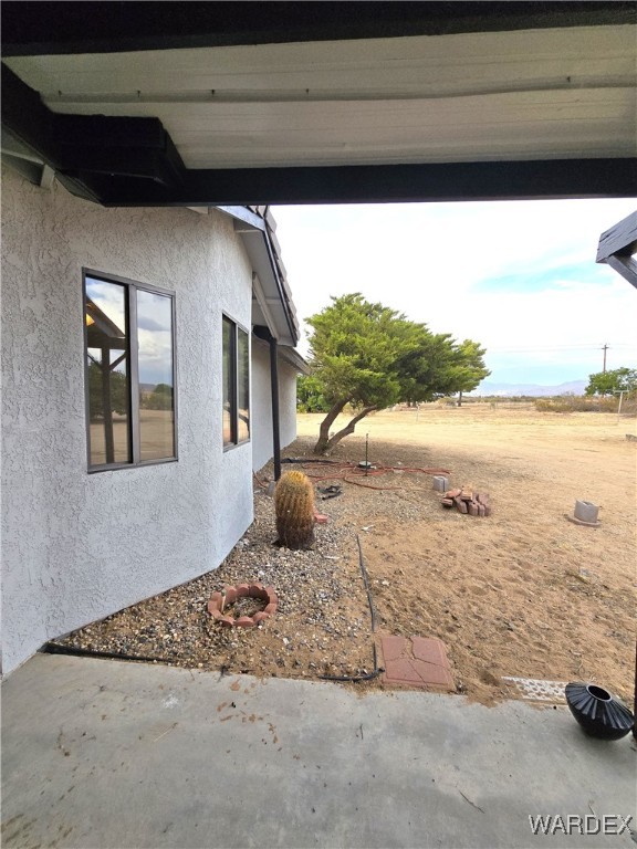 508 South Santa Cruz Road Golden Valley, AZ 86413 - Photo 7 of 76 Yard