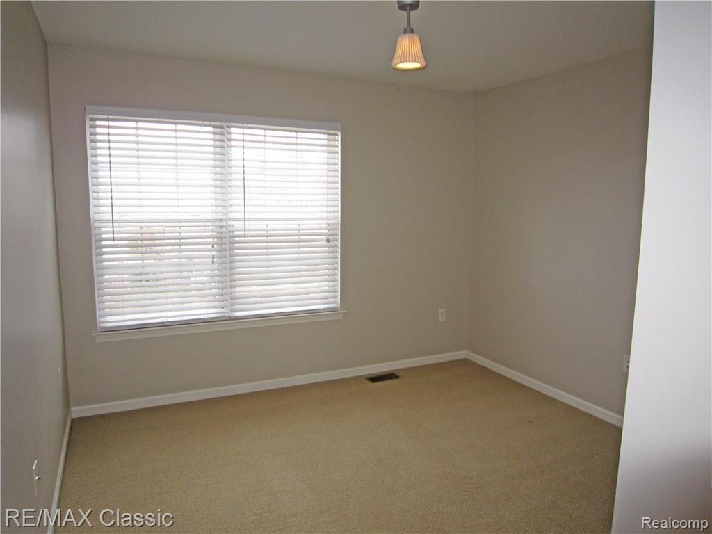 601 Cherry Orchard Road, Unit 142 Canton, MI 48188 - Photo 22 of 27