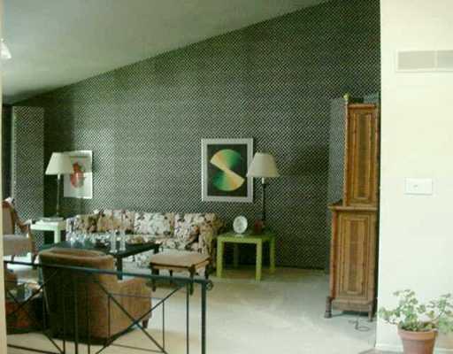 2443 Mt Royal Road Pittsburgh, PA 15217 - Photo 2 of 8 Living Room.