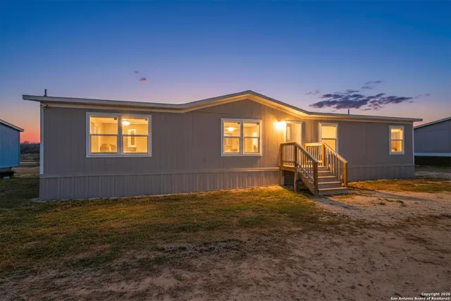 $149,900 | 312 Maravillas, Pleasanton, TX 78064