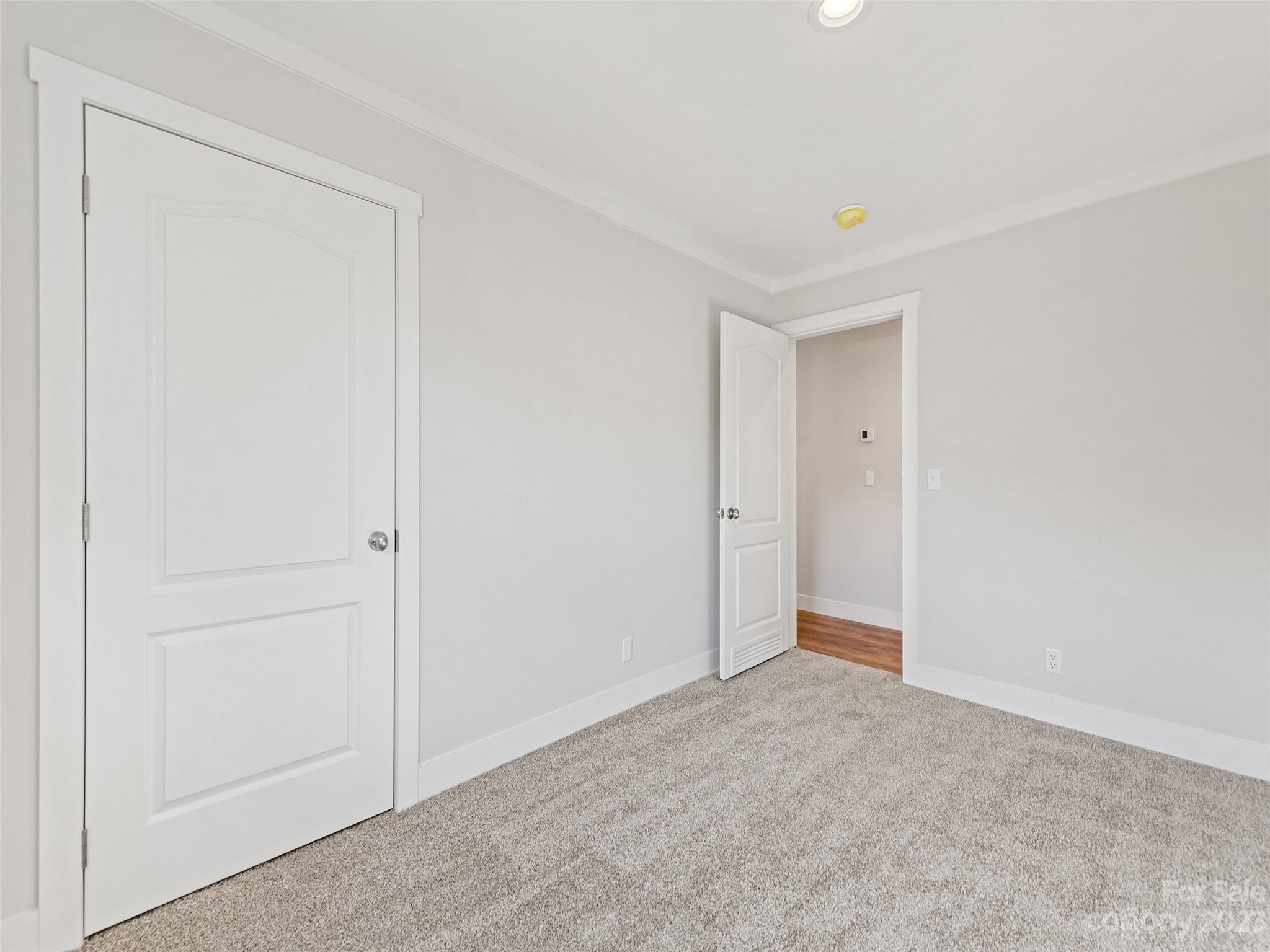 154 Brookside Street Clyde, NC 28721 - Photo 16 of 24 Gallery Image 16