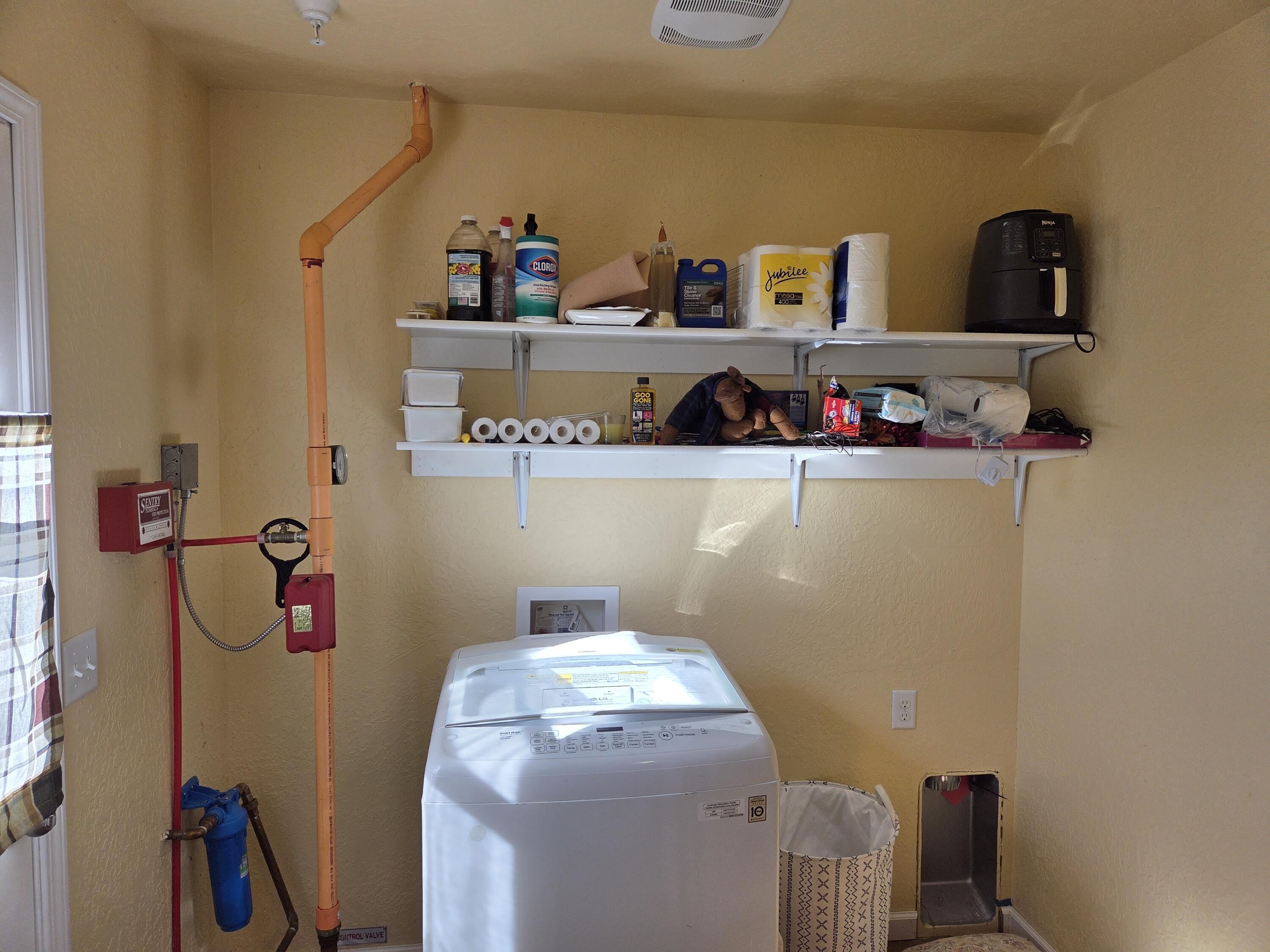 6612 Black Butte Road Shingletown, CA 96088 - Photo 24 of 35 INSIDE LAUNDRY