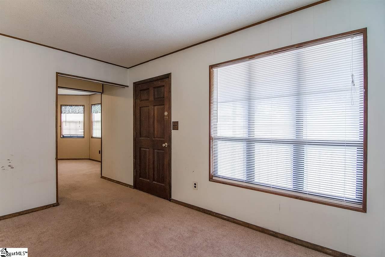 187 Beech Springs Church Road Pelzer, SC 29669 - Photo 6 of 21 Living Room