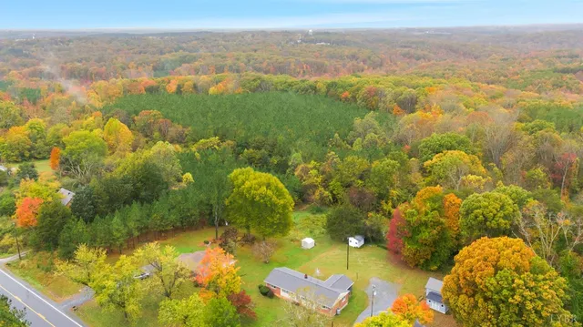 $169,900 | 1760 Wickliffe Road, Brookneal, VA 24528