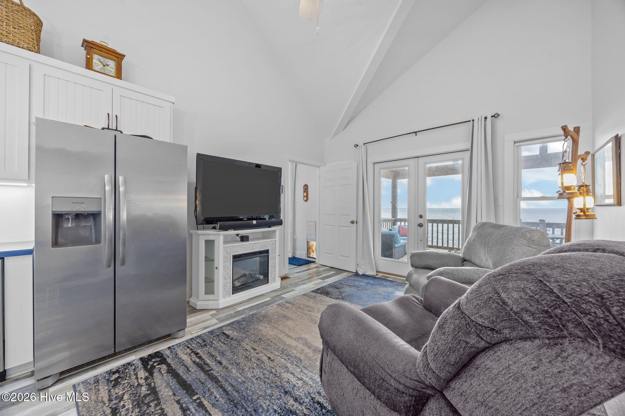 431 Chambers Point Road Belhaven, NC 27810 - Photo 26 of 47 Living room and kitchen