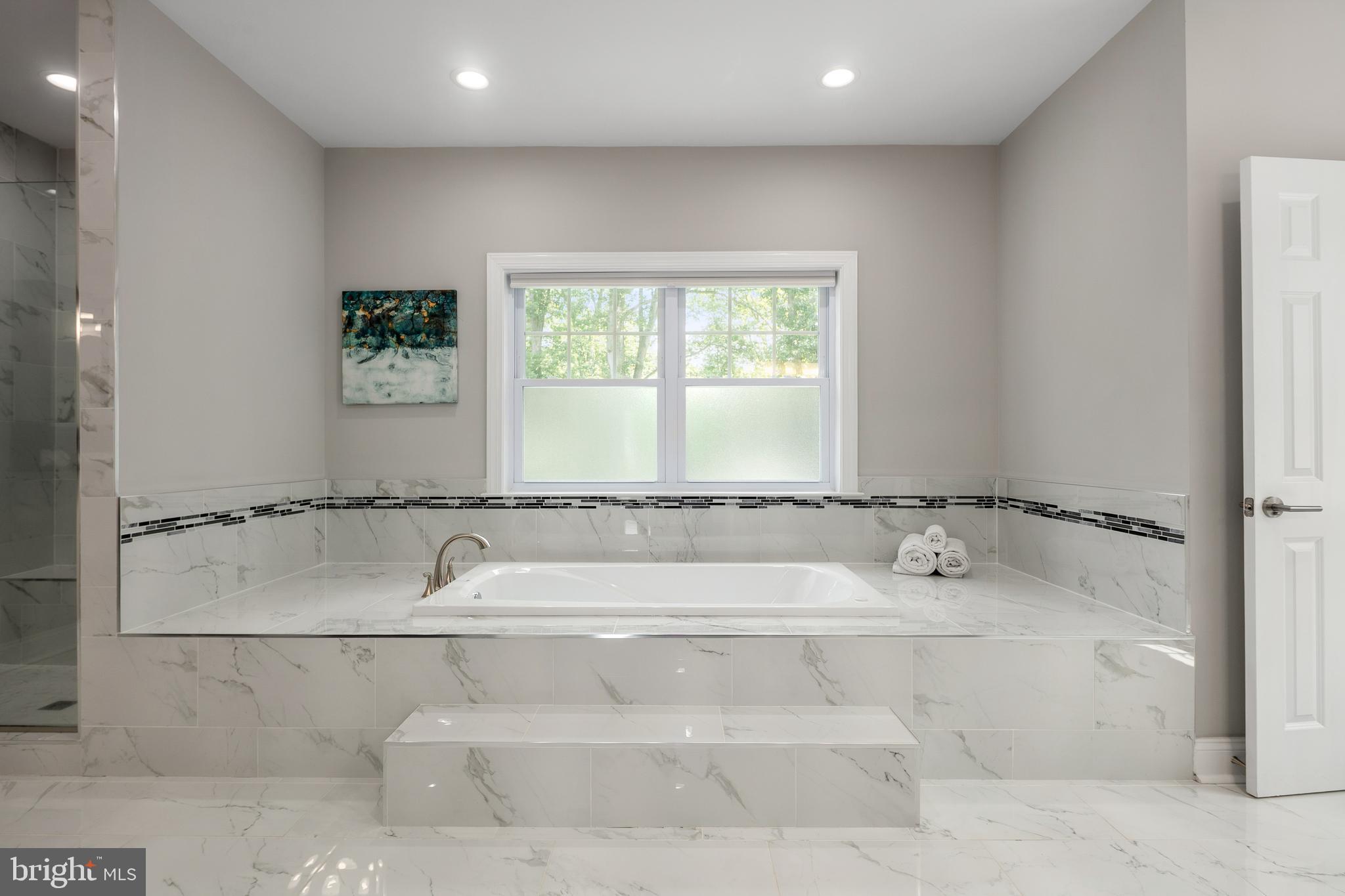 7911 Fort Hunt Road Alexandria, VA 22308 - Photo 41 of 71 Luxury spa primary bath