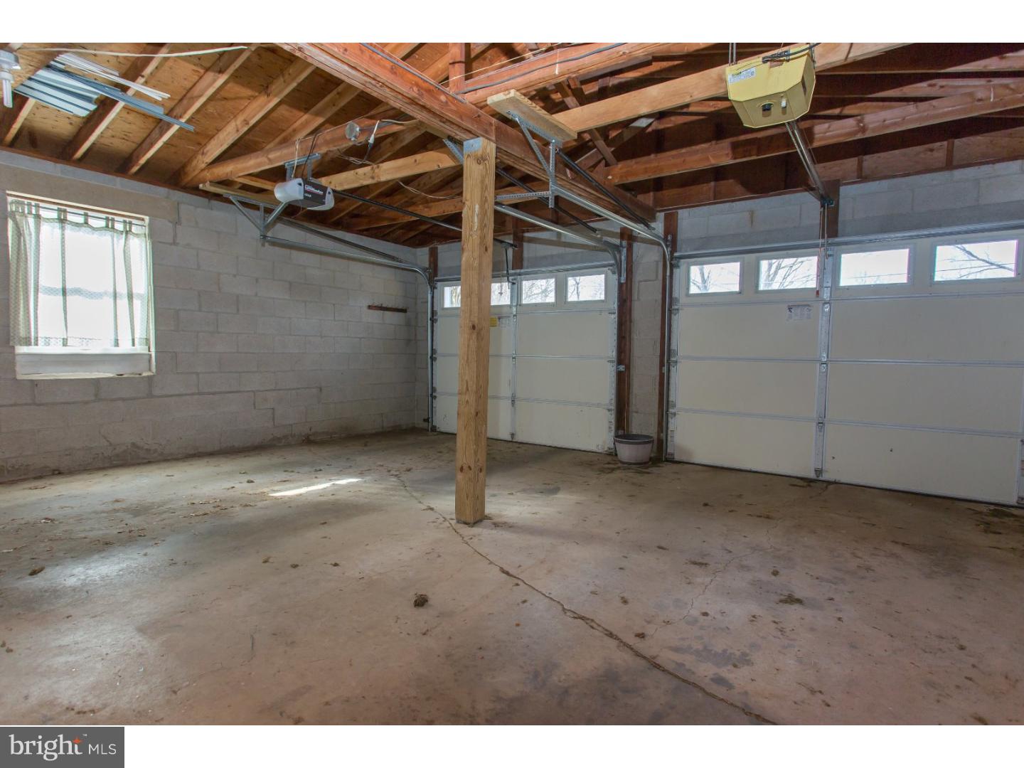 418 Rokeby Road Coatesville, PA 19320 - Photo 21 of 25 Garage