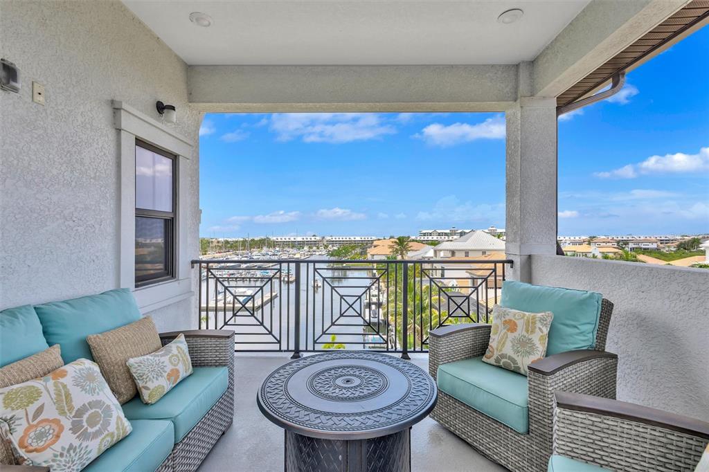 3027 Bermuda Sloop Circle Ruskin, FL 33570 - Photo 34 of 53