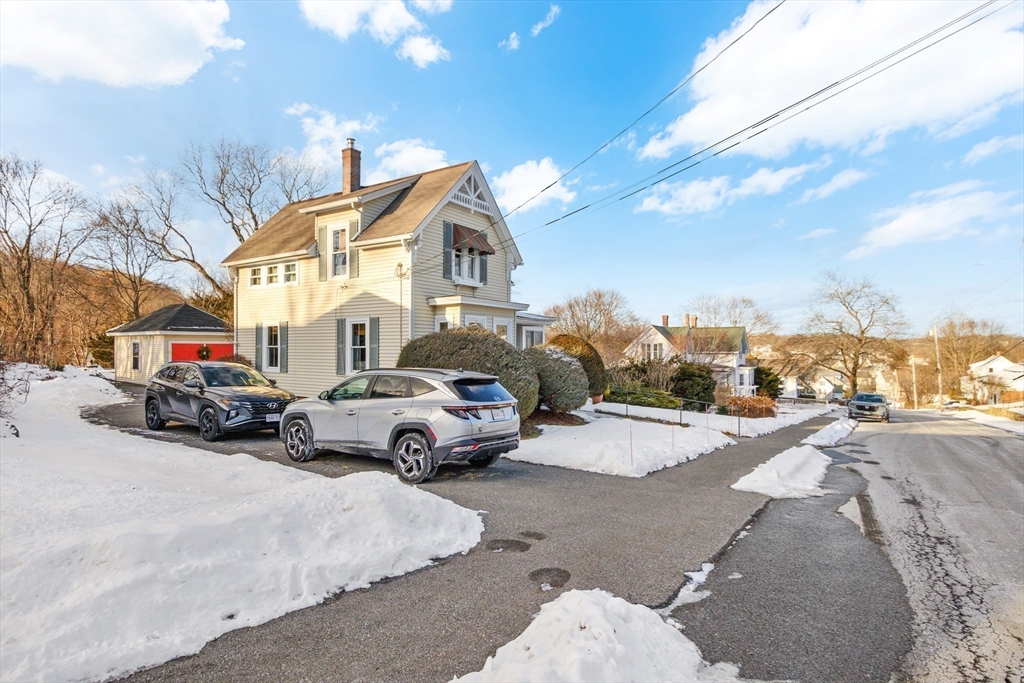 41 Walnut Street Hudson, MA 01749 - Photo 15 of 15