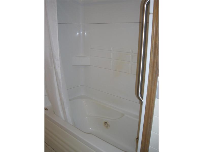 76 Ligo Road Mercer, PA 16137 - Photo 20 of 25 Full Bath.