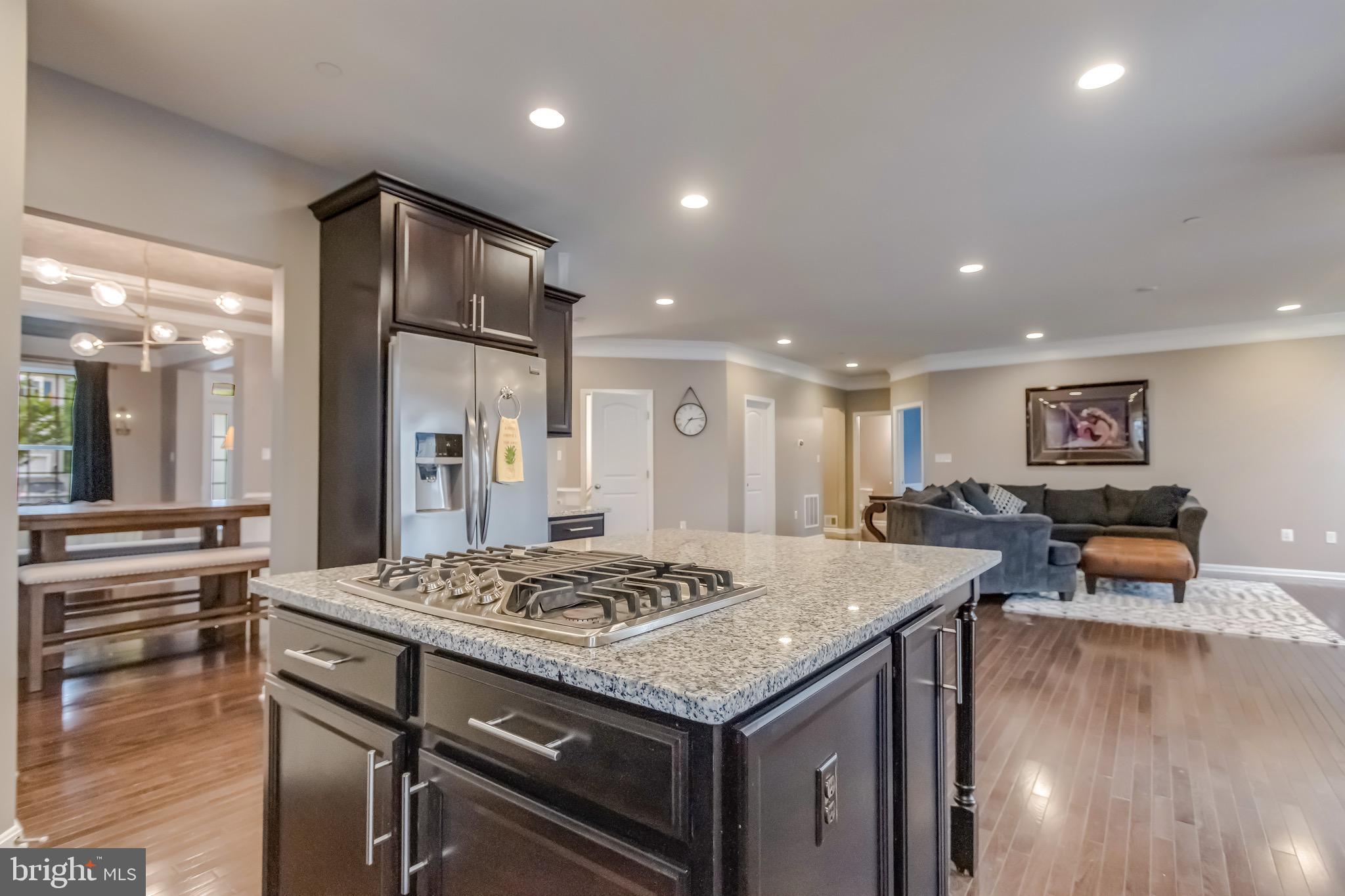8130 Ridgely Loop Severn, MD 21144 - Photo 8 of 40 Gallery Image 8