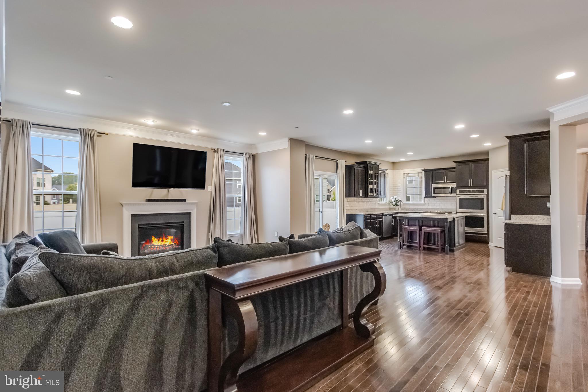 8130 Ridgely Loop Severn, MD 21144 - Photo 10 of 40 Gallery Image 10